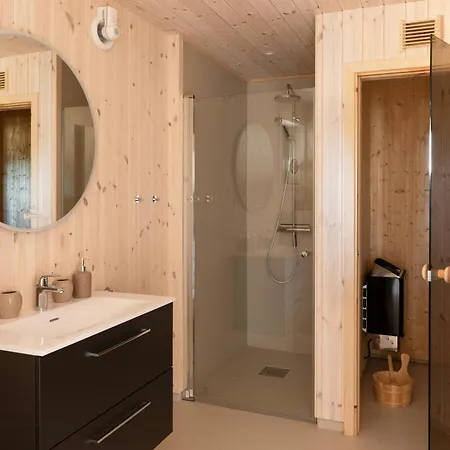 Designer By Nisser With View And Sauna Treungen