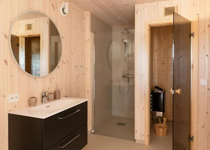 Designer By Nisser With View And Sauna Treungen